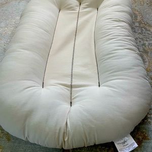 Snuggle me organic lounger, excellent condition